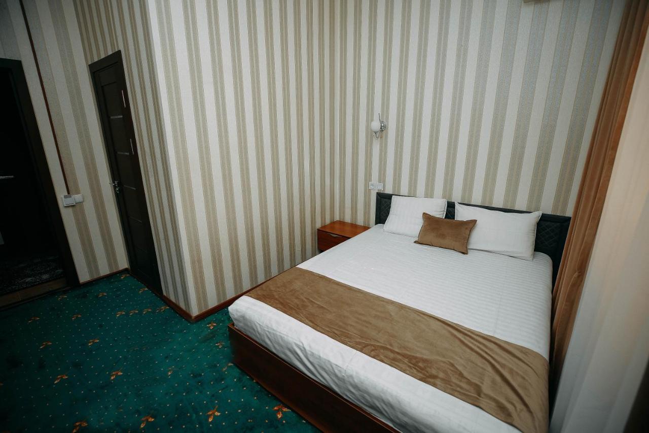 Fayz Hotell Urgench Exteriör bild