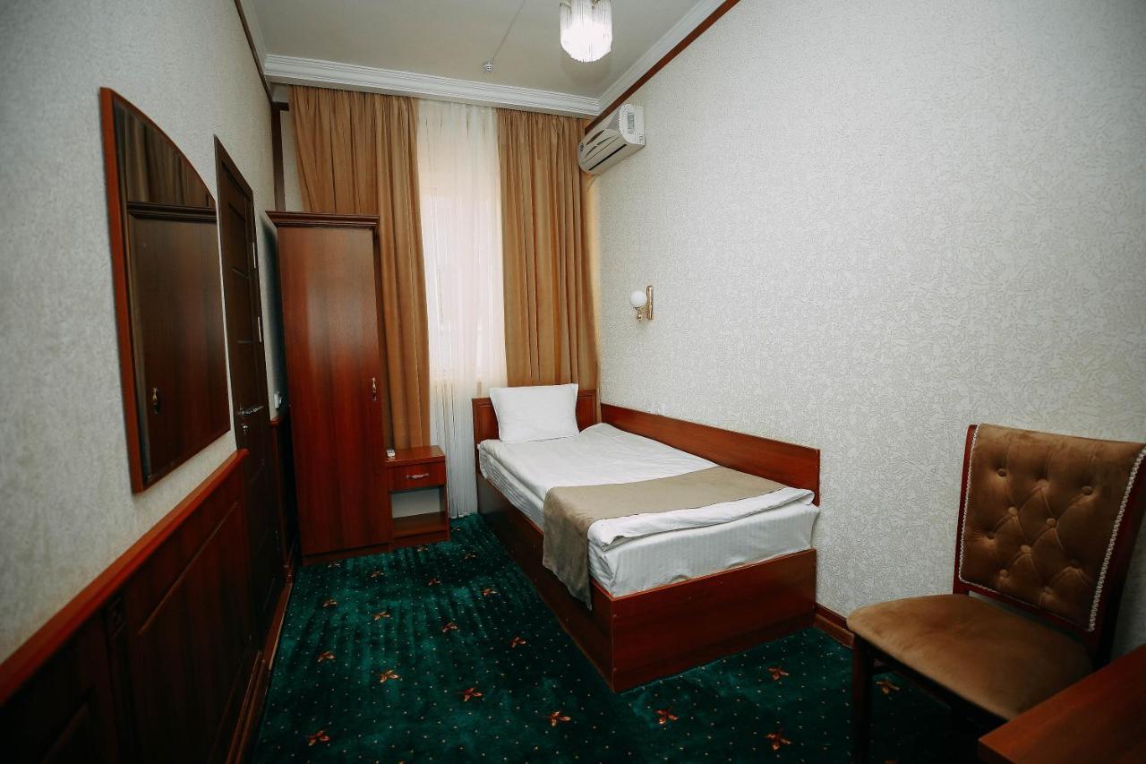Fayz Hotell Urgench Exteriör bild