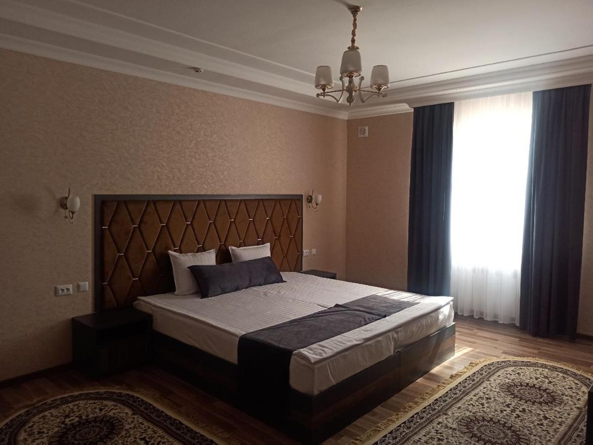 Fayz Hotell Urgench Exteriör bild
